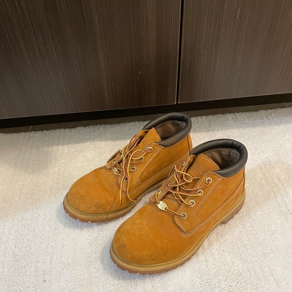 Timberlands - Picture 4 of 4